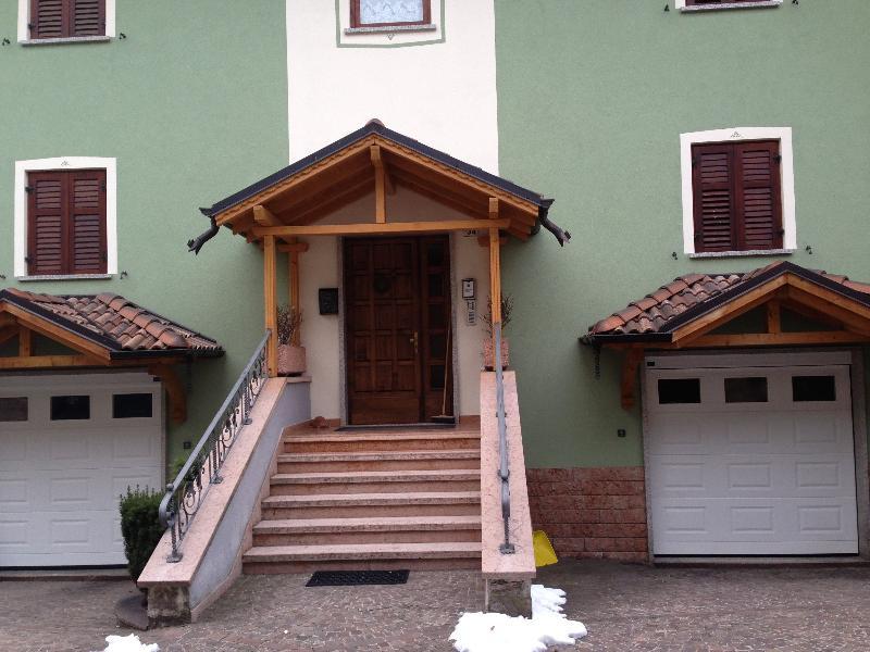 Villa Dei Fiori Cavedago Exteriör bild